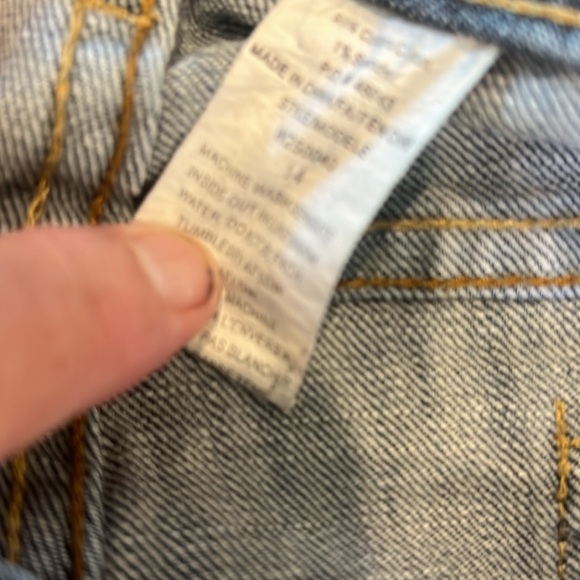 Ladies Capries - Picture 5 of 7